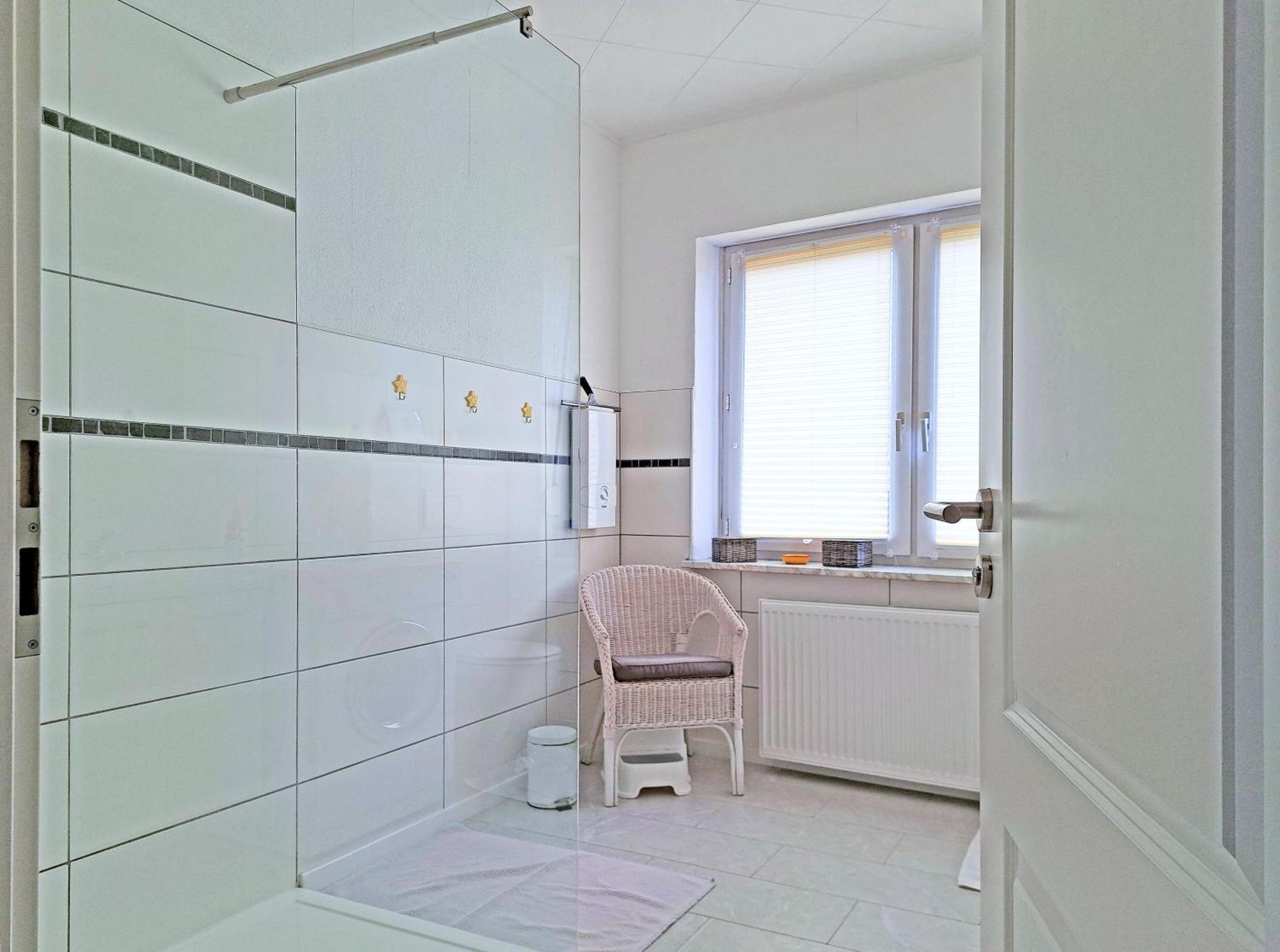 Margaretes Gaestehaus Am Rheinsteig Wanderer Radfahrer Familien Business-Reisende Wlan Gratis Rheinbrohl ภายนอก รูปภาพ